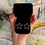 Cargar imagen en el visor de la galería, Aretes Brilla (Estrella) en Plata 925
